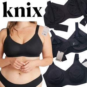𝗞𝗡𝗜𝗫 Padded V-neck Evolution Bra